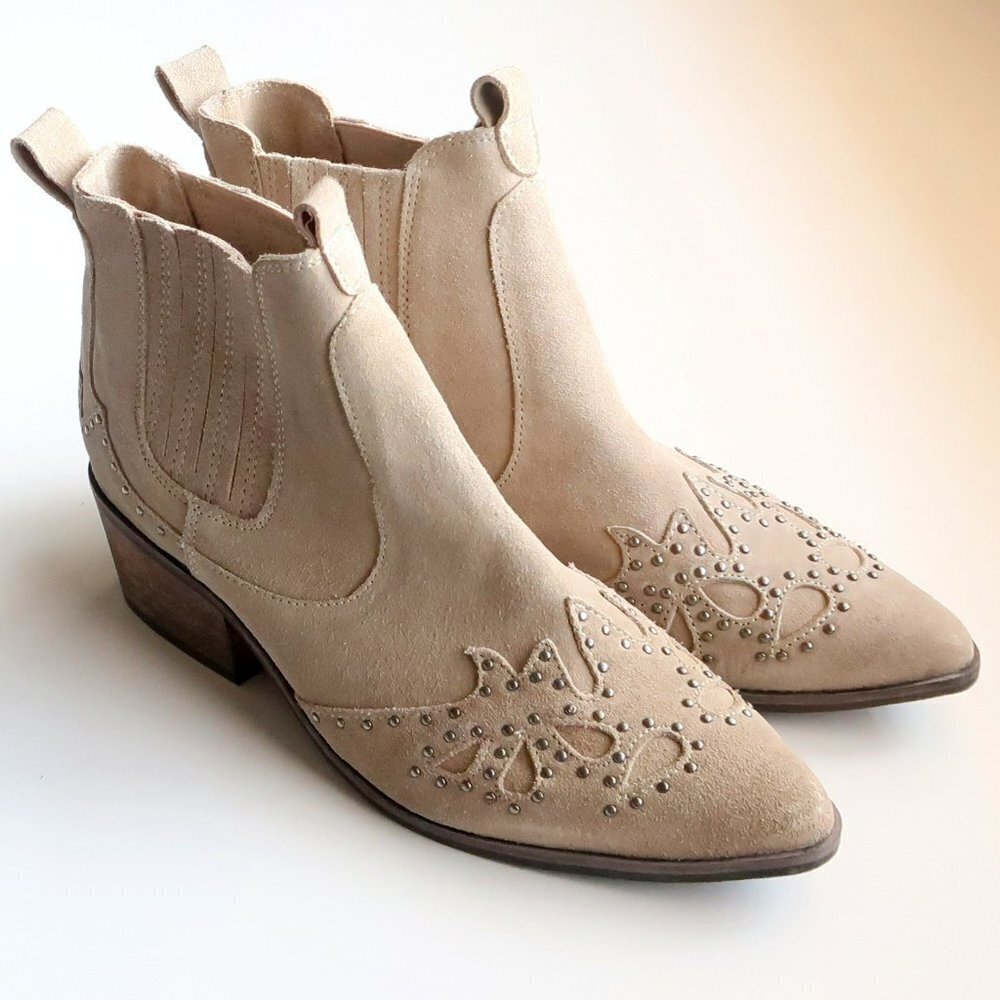 Matisse x Amuse Society Beige Suede Leather Studded Western Ankle Boots Booties - Picture 16 of 16